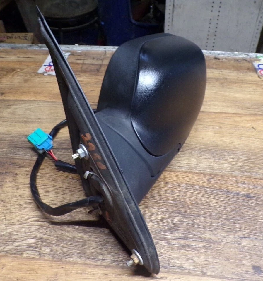 02-06 ESPEJO RETROVISOR PUERTA LADO CONDUCTOR IZQUIERDO ALIMENTACIÓN SIN INTERMITENTE INTEGRAL TRAILBLAZER Foto 4 de 4