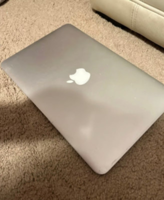 macbook air mid 2012, PARTS OR REPAIR ONLY, no software on it, cords incuded