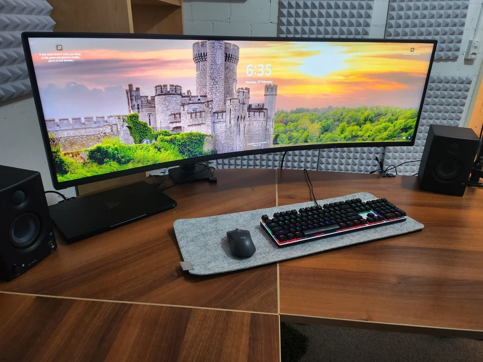 Samsung C49HG90DMU 49 Zoll, LED LCD, Ultra Wide Curved Gaming Monitor -... - Bild 3 von 4