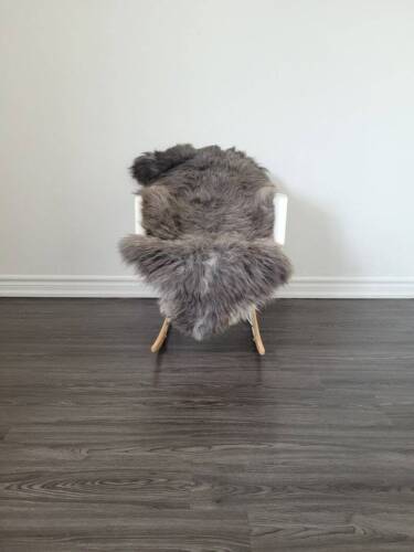 Genuine  Sheepskin rug soft Dense long, wool rare color 100% natural # B200 - Picture 1 of 2