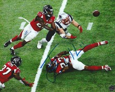 Julian Edelman Autographed New England Patriots Super Bowl 8x10 Photo with COA