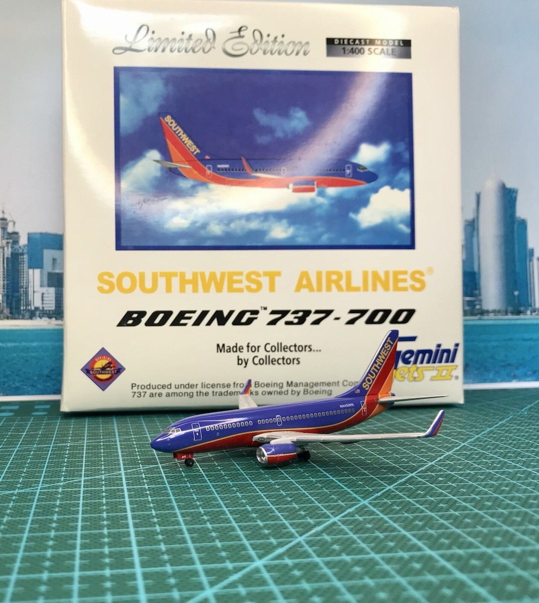 初売り ジェミニジェッツ 1/400 ボーイング 737-700 サウス 初売り ジェミニジェッツ 1/400 ボーイング 737-700 サウス