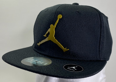 black and gold jordan snapback