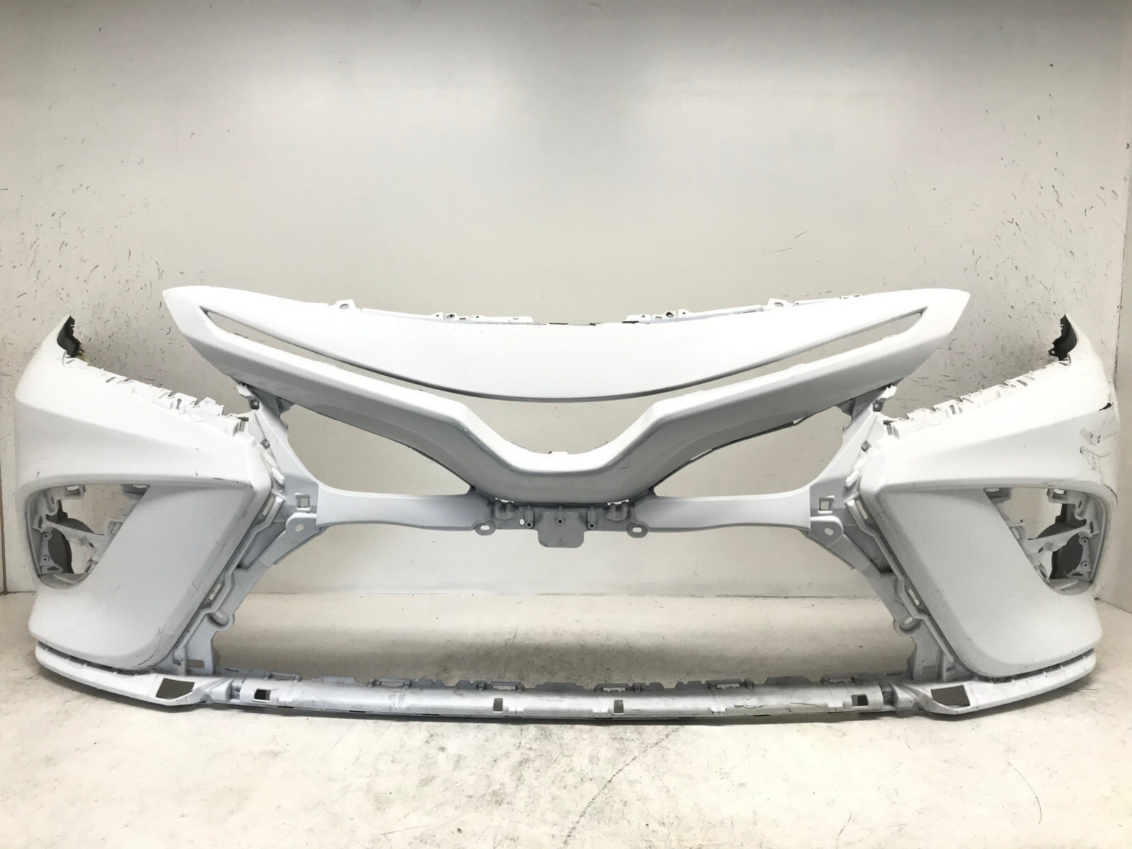 Front Bumper Cover Toyota Camry 040 2018 2019 52119-06E30 OEM2