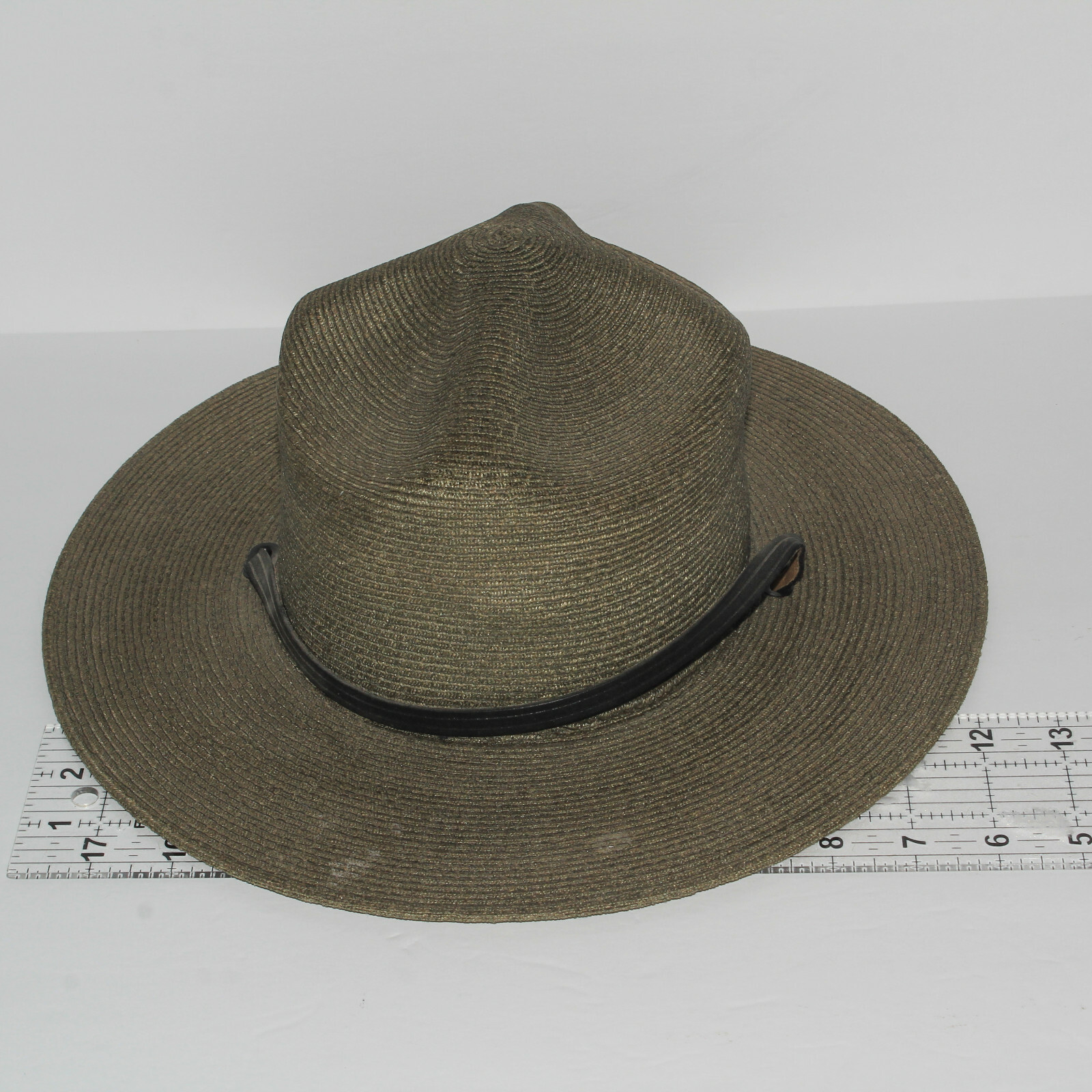 Green Straw Campaign Hat Trap 