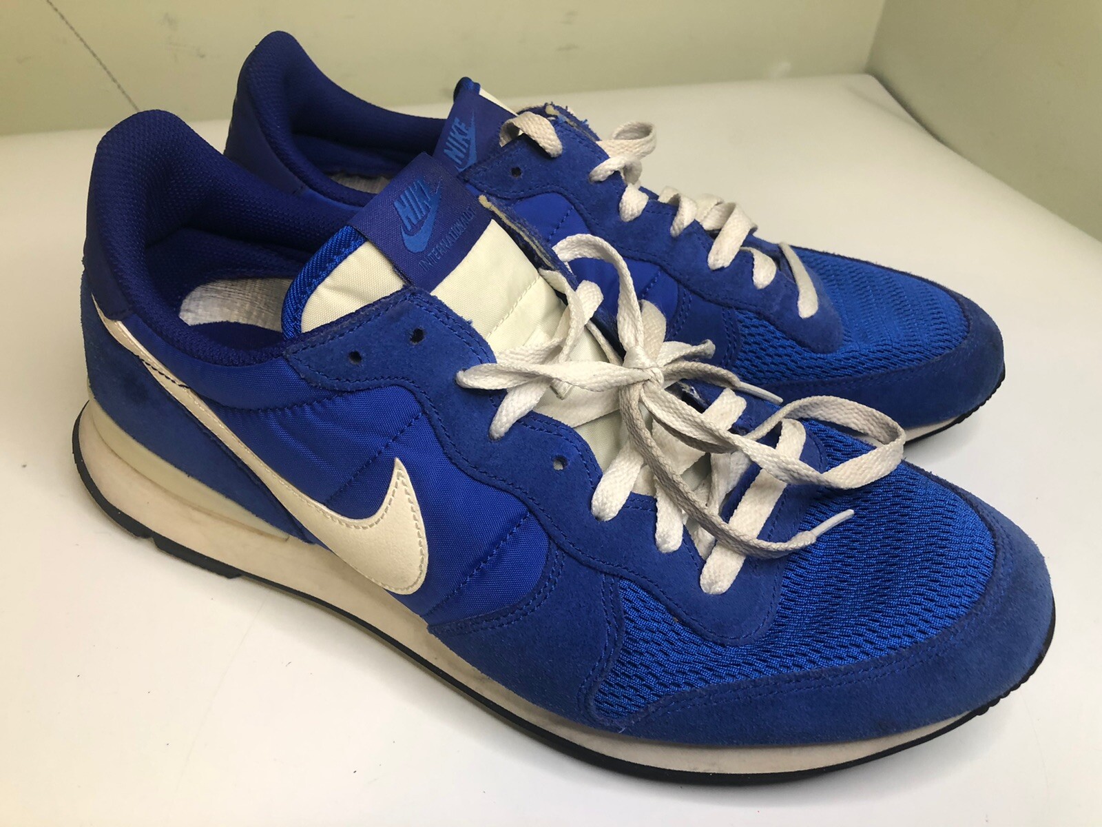 nike internationalist blue mens