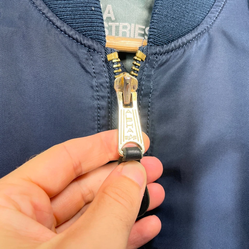 Alpha Industries MA-1, photo 3 of 5