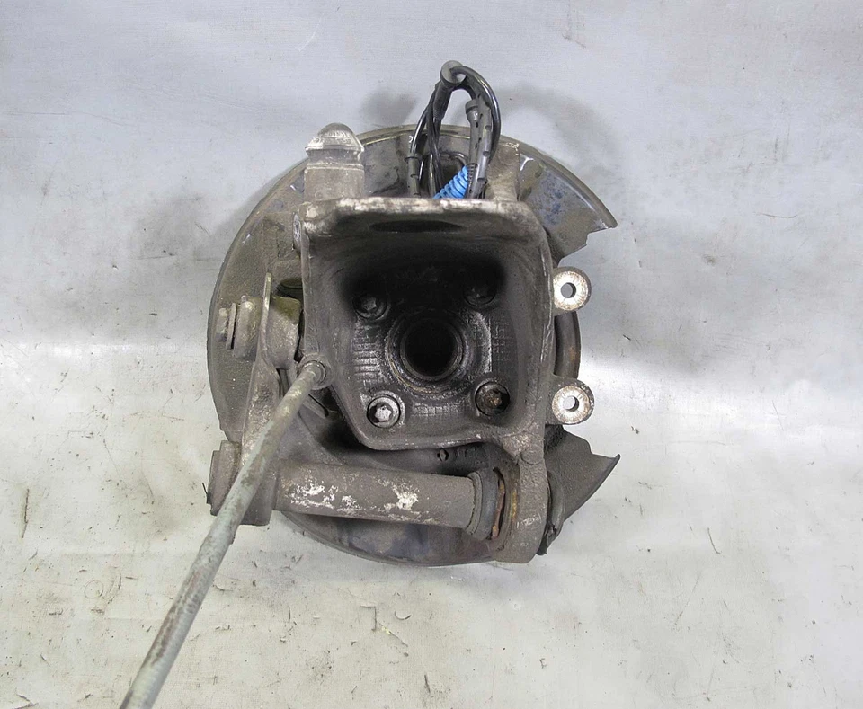 Conjunto de cojinete de cubo de rueda trasero derecho pasajero BMW E39 serie 5 Touring Wagon Foto 4 de 4