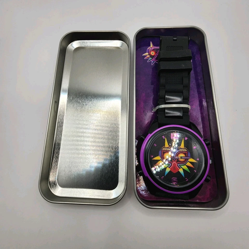 NEW The Legend of Zelda Black Band Watch Majora's Mask 3D 2015 Tin Case - Image 4 of 4