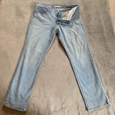 Levi Strauss  Co. Womens Jeans 314 Shaping Straight Size 33 Light Blue Denim