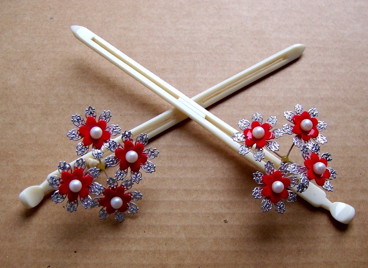 Matched pair Japanese kanzashi geisha hair pins floral - NO US