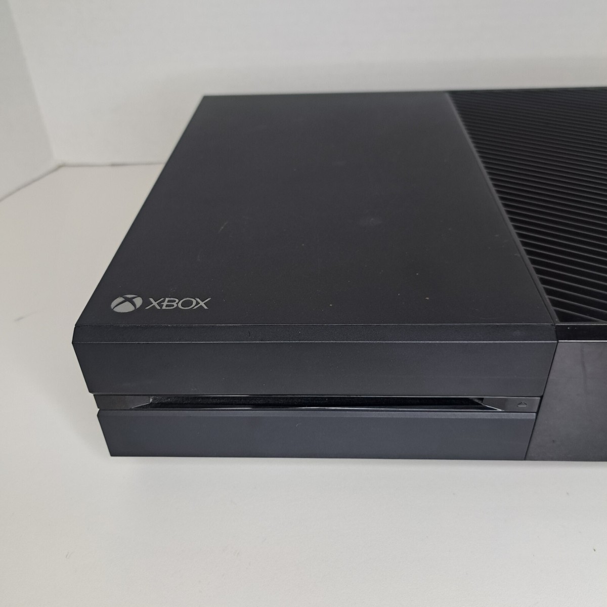 Microsoft Xbox One 1TB CONSOLE ONLY Model 1540 W/ Power