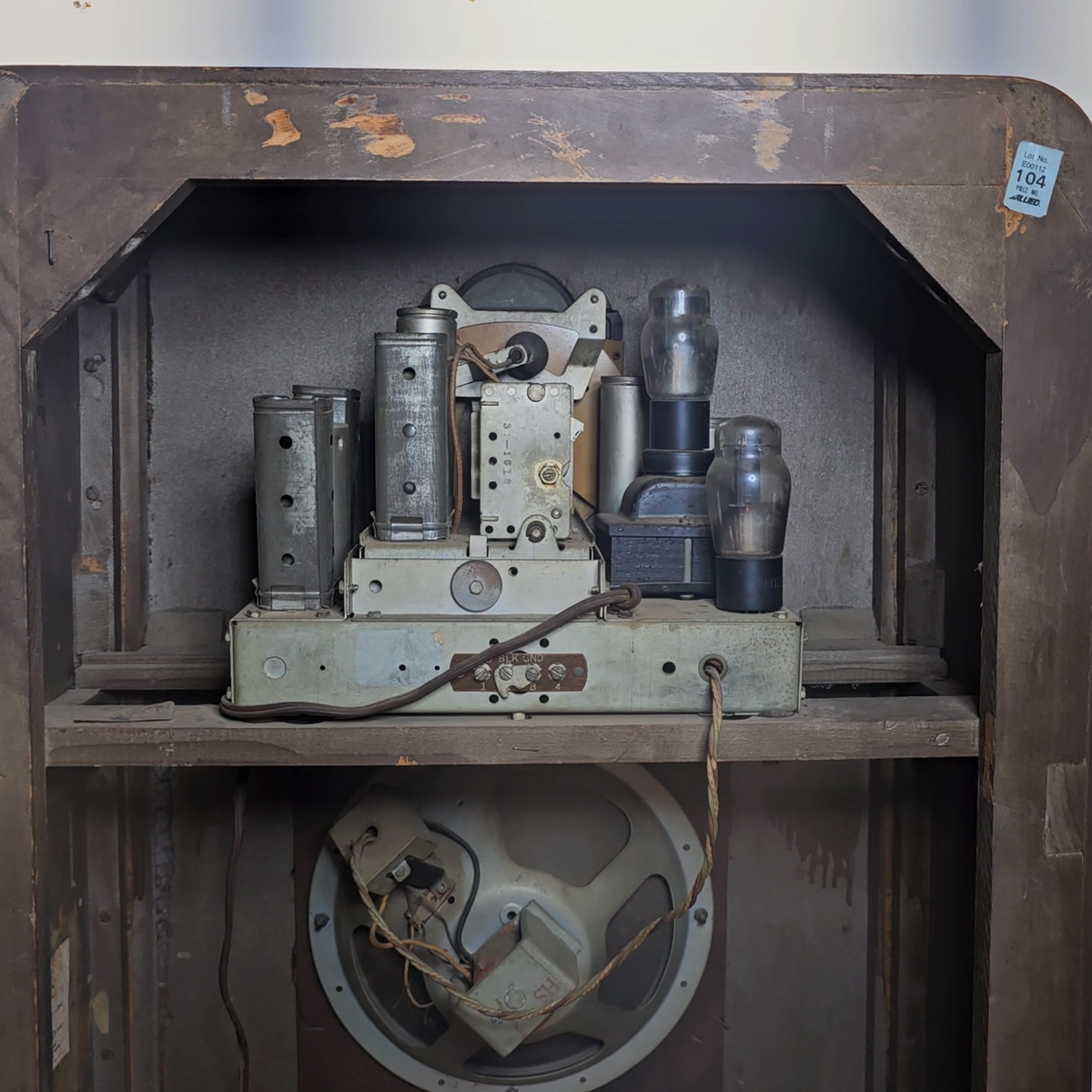 Antique Philco Model 37-620 Tube Radio Wood Cabinet 38 Antique Philco Model 37-620 Tube Radio Wood Cabinet 38