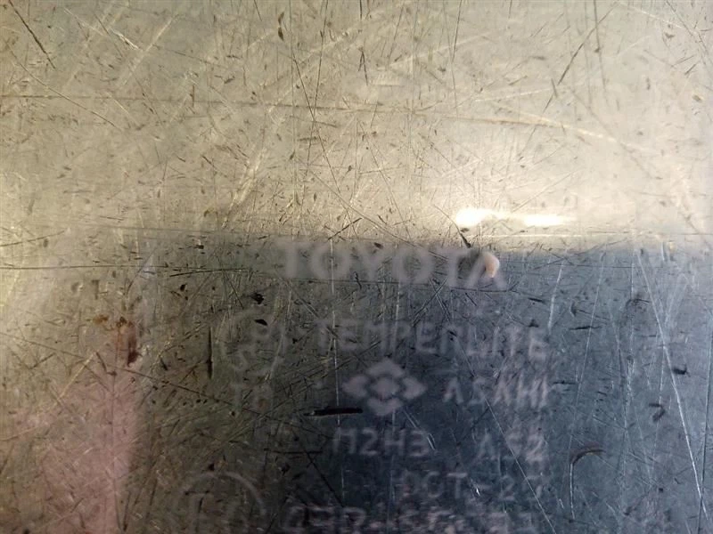 Cristal puerta trasera izquierda Toyota Prius 8916296 2002 Foto 2 de 4