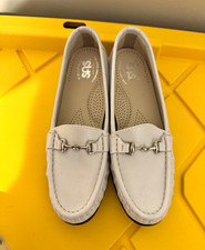 SAS Tripad Women’s White Slip-On Loafer Flats Round Toe Comfort Size 6M