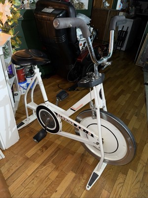Schwinn Xr8 Exercycle Bike Vintage Schwinn Xr8 Old Schwinn