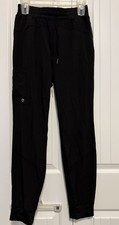 Barco One Women's Boost 4 Pocket Mid-Rise Jogger Scrub Pant Black XS Cargo