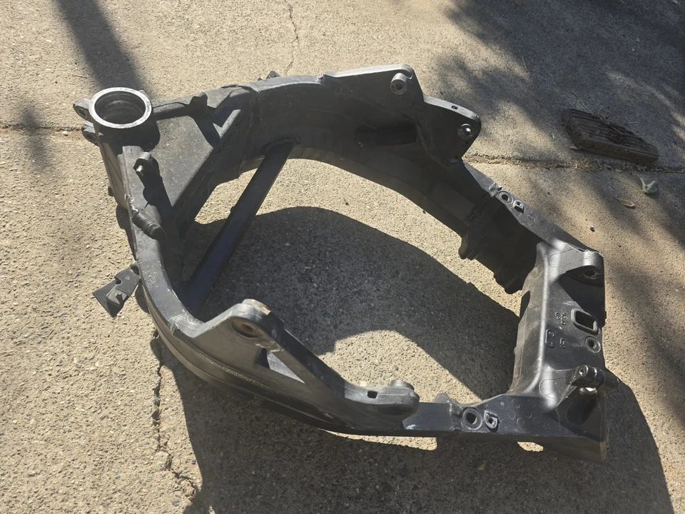 Honda Cbr954rr 2002 cuadro chasis sin TTL LEER PISTA TRUCO solamente Foto 2 de 4