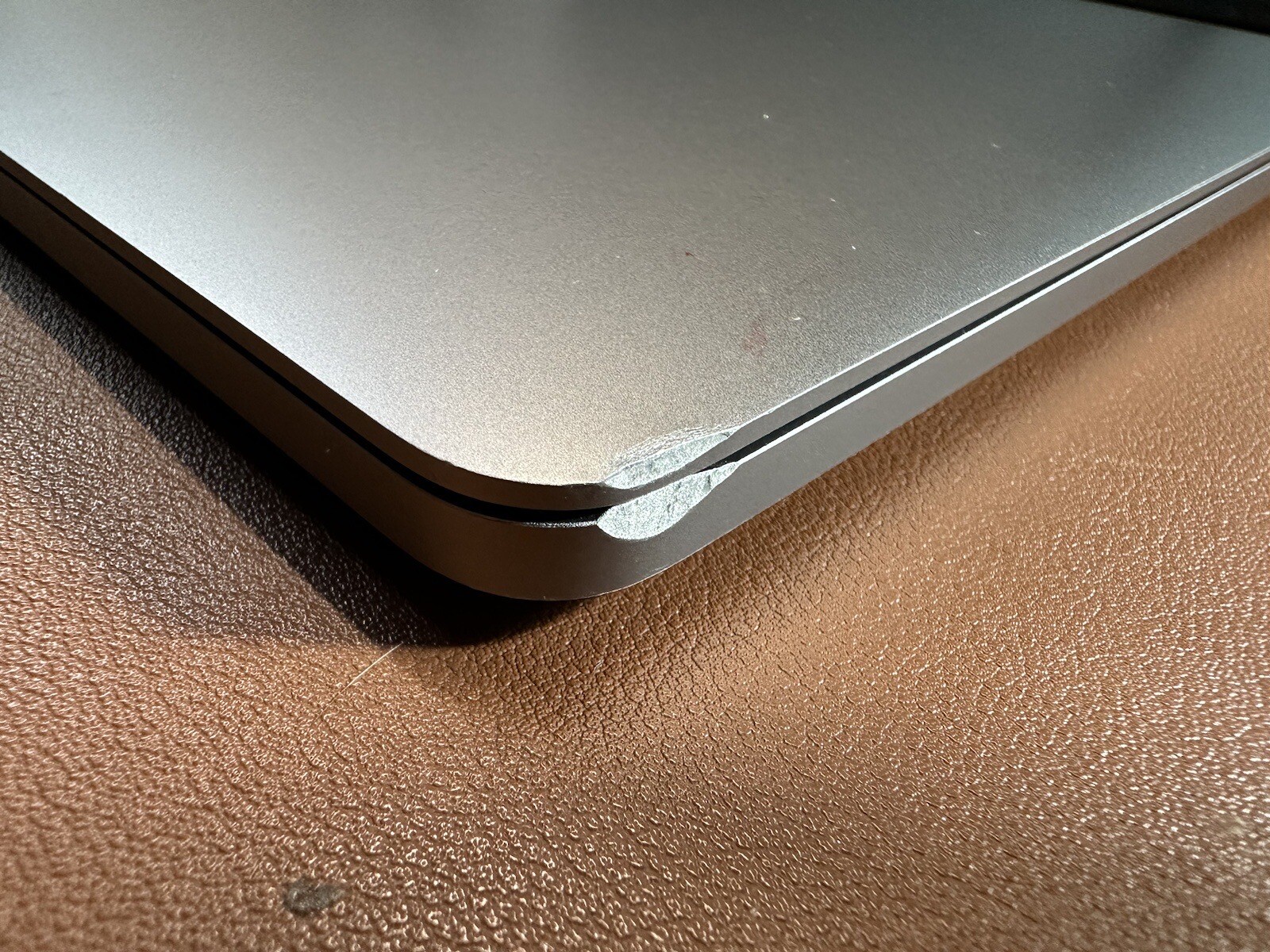 Apple MacBook Pro (Thunderbolt 3) 13.3" (128GB SSD, Intel Core i5 7.ª... foto 4