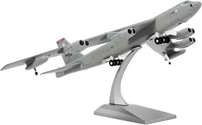 B-52 - 1:200 Scale Large - High Quality Alloy Model Airplane - Brand New