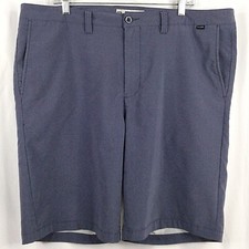 Travis Mathew Men's Performance Golf Shorts Size 40 Blue 10.5" Inseam