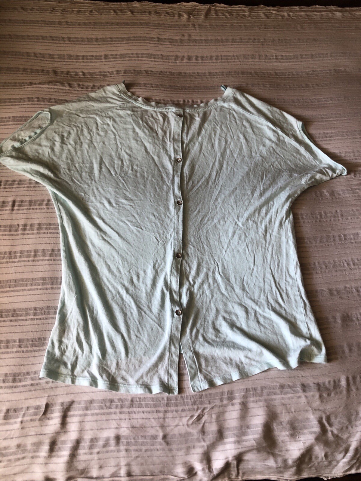 EXPRESS SMALL turquoise Top Button Back CUTE - image 1