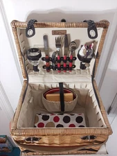 Picnic Time Napa Set for 2 Lined Basket Glasses/Cheese Board/Napkins/Wine Opener