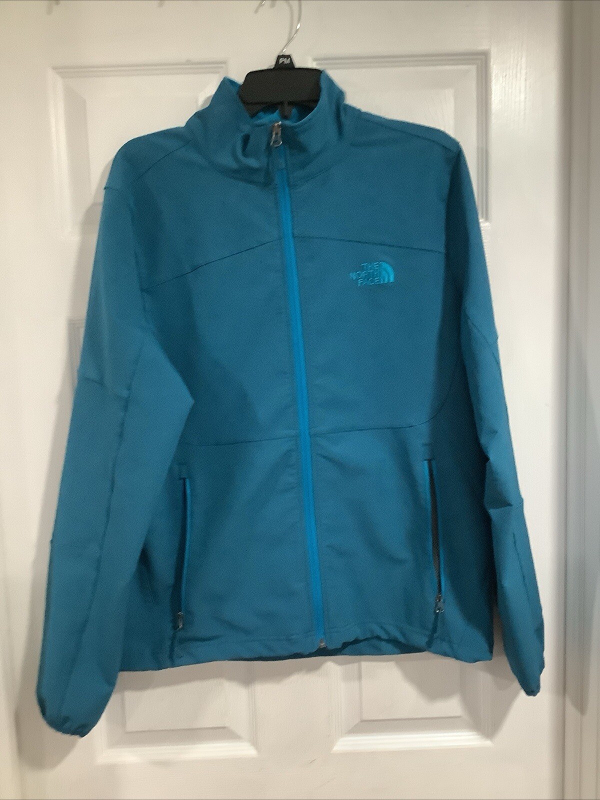 The North Face Softshell Windwall Windproof Polye… - image 1
