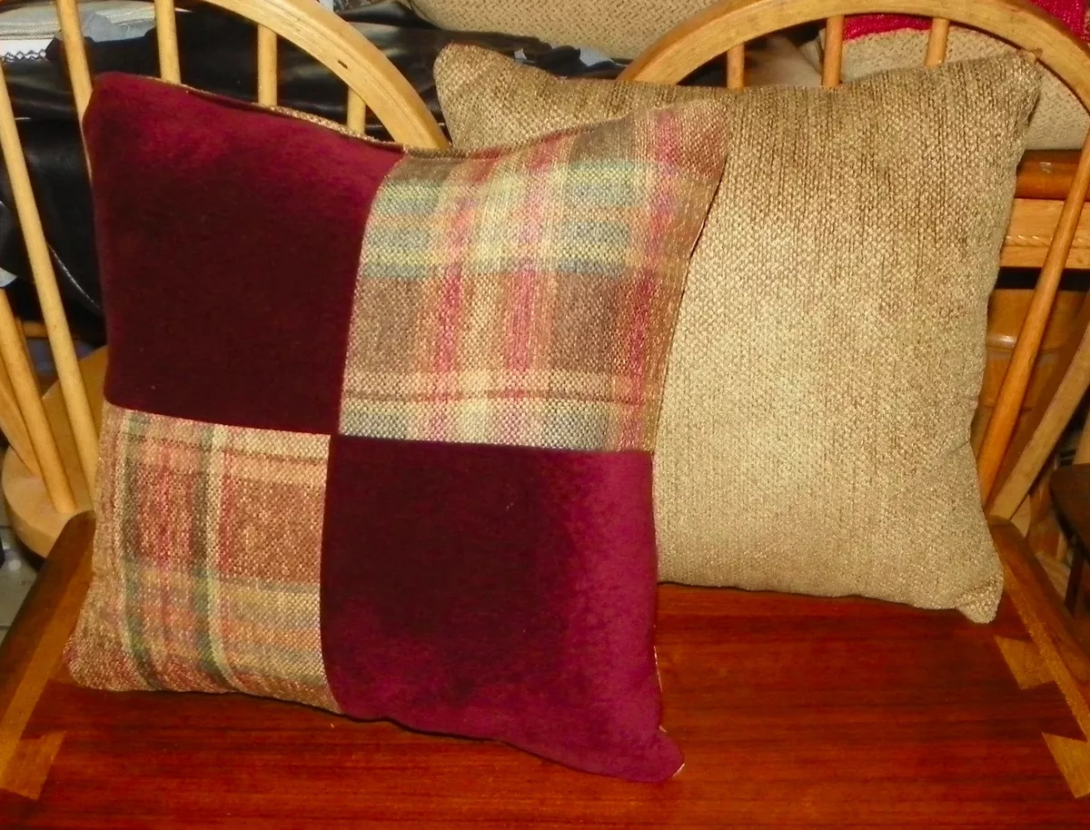 Burgundy 2025 decorative pillows