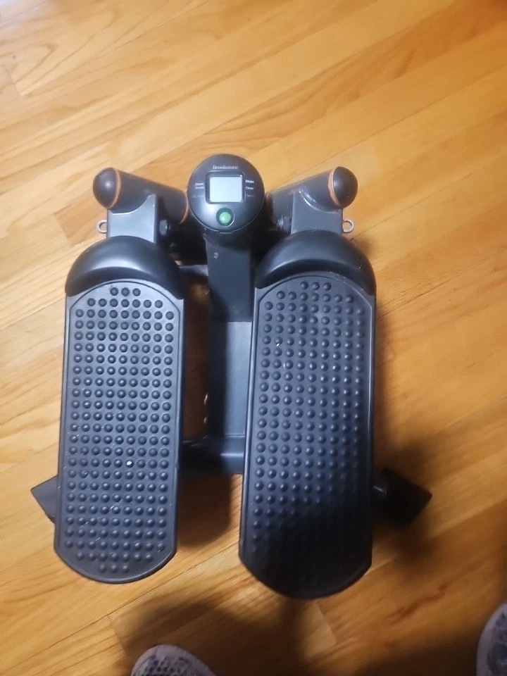 Broikstone twist and step pro-form mini stepper .  - Image 2 of 3