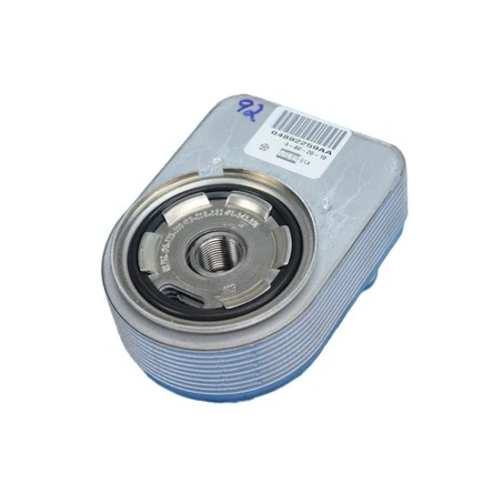 Enfriador de aceite de motor Mopar 4892259AA para Dodge 2007 2010 y 300 2007 para Chrysler Foto 3 de 4