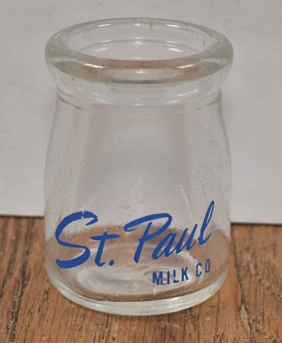 Vintage St Paul Milk Co Dairy Miniature 1/2 Oz DINER CREAMER Glass Bottle Jug