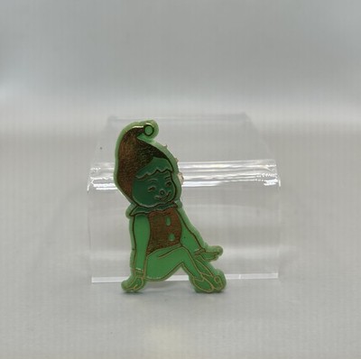 VINTAGE Green Pixie Elf Knee Hugger Christmas Magnet from Cake Topper Pick MCM