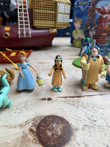 Disney Heroes Famosa Peter Pan -Galleon, Skull Island, Indian Camp/Boat,Figures - Picture 9 of 15