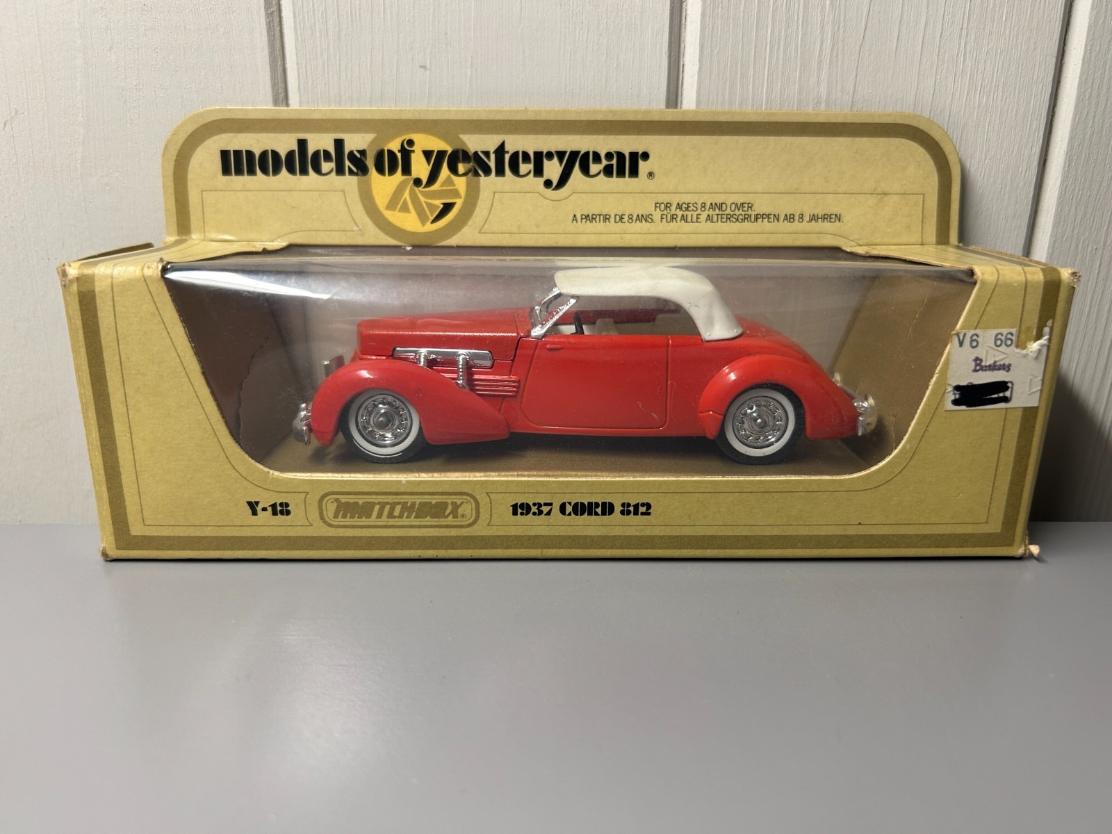 Matchbox Yesteryear Y18, 1937 Cord 812 - Free Price Guide & Review