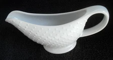 Fiddle and Fern White 10 oz. Porcelain Gravy Boat