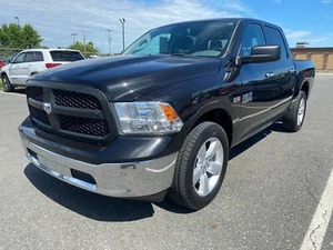 2016 Ram 1500 SLT CREW V8 5.7L