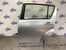 Porte arrière et accessoires Daihatsu SIRION