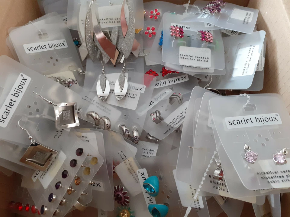 MARKENLOS 30 - 100 Paar Ohrringe Ohrstecker Konvolut Restposten/Sonderposten Modeschmuck