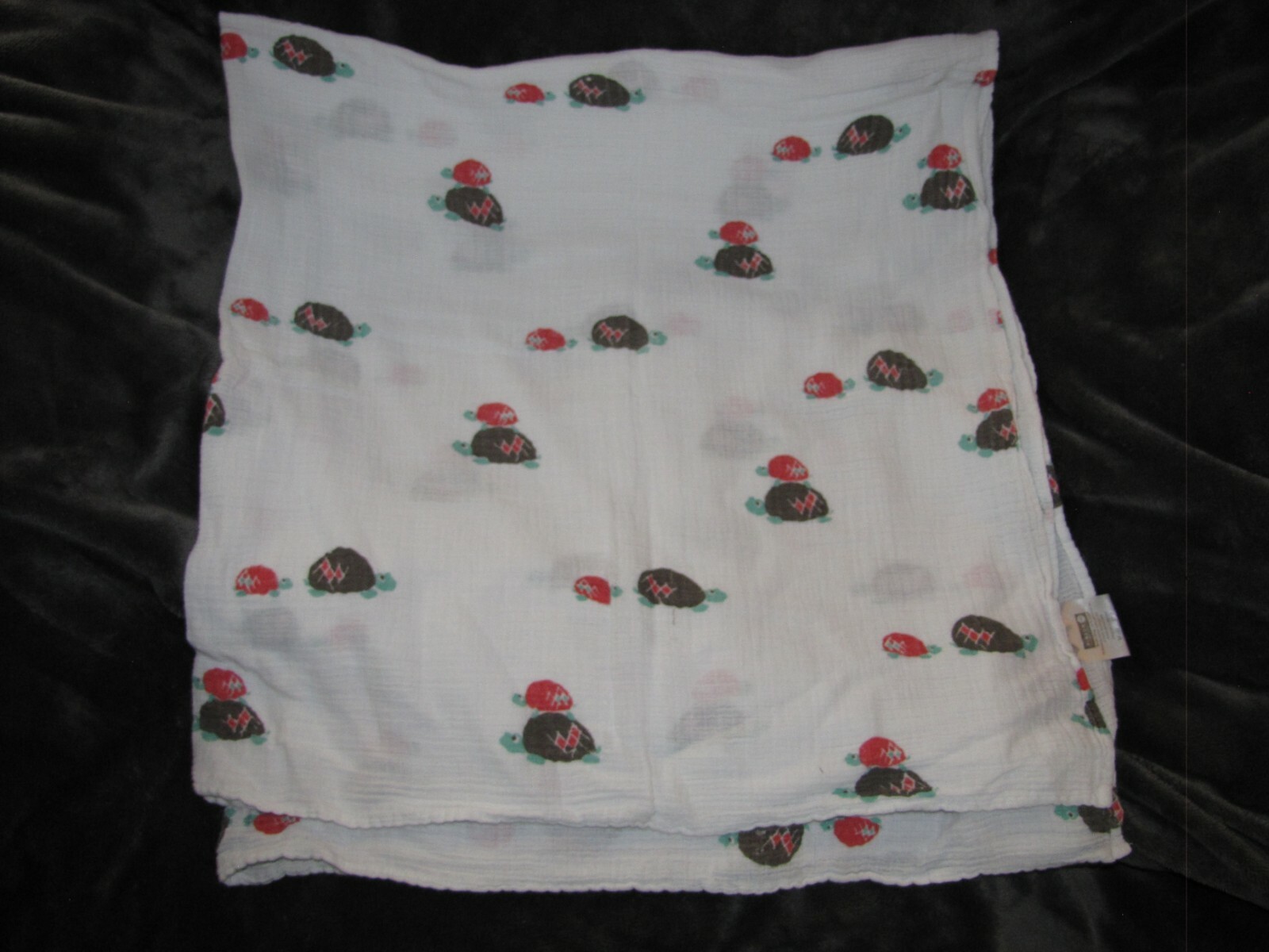Aden + Anais red green turtle muslin swaddle baby blanket 100 cotton
