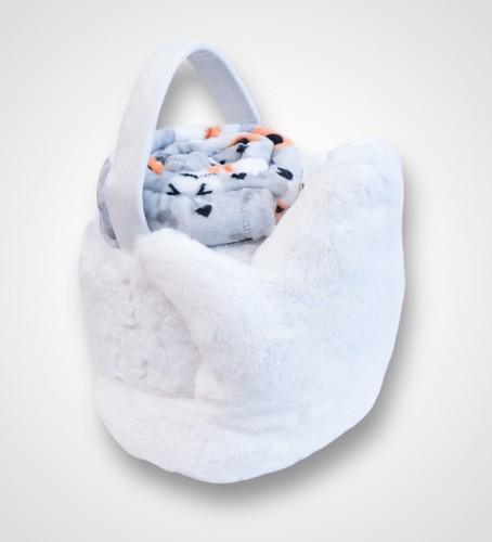 Ghost Throw Blanket & Faux Fur Halloween Glow In The Dark Basket Set Tk Maxx - Picture 5 of 20