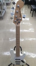 SQUIER AFF J BASS V MN WPG OLW Electric bass