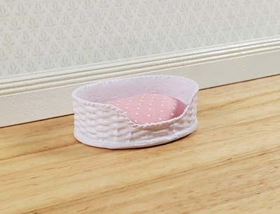 THE DOLLS HOUSE EMPORIUM Dollhouse Small Pet Bed Cat or Small Dog White 7 Pink 1:12 Scale Miniature
