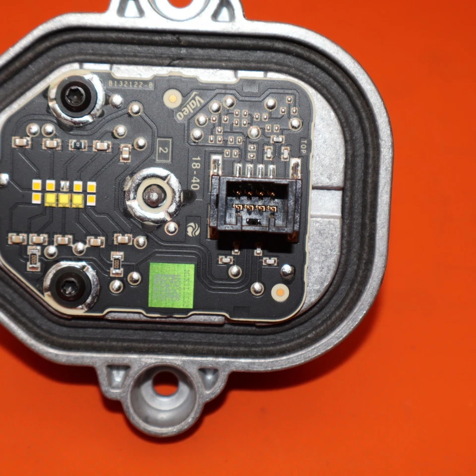 VOLVO XC90 HEADLIGHT LED MODULE LEFT 2016 2017 2018 2019 2020 2021 2022 8132122 - Image 2 of 4