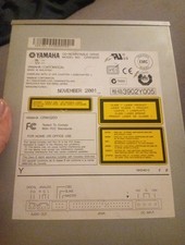 Yamaha CRW3200UX Audio Master QR CD-RW Laufwerk, LaCie USB/Firewire 3200IX/3200E