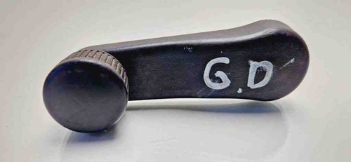 VW GOLF III 1H1 Fensteröffnungsgriff 1H0837581 1.90 Diesel 55kw 1993 31084590