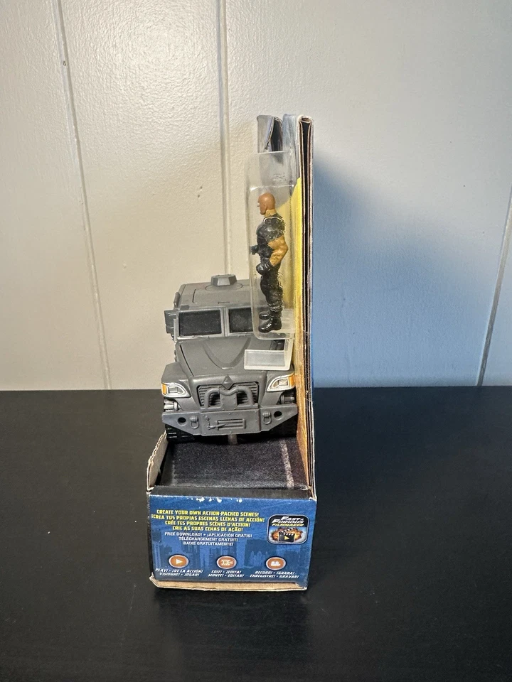 Fast & Furious Stunt Stars -Hobbs & Navistar MXT, (Car & Figure) Mattel 2016 - Image 2 of 4