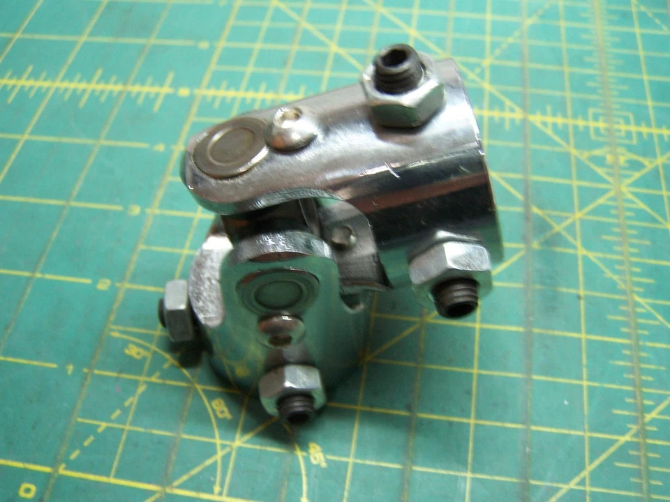 Eje de dirección universal junta en U 1" DD a 1" DD cromo/yugo de acero Foto 4 de 4