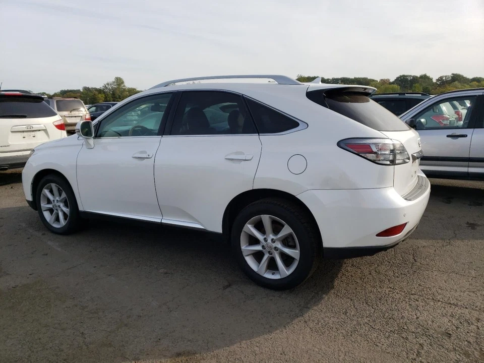 Used Front Center Infotainment Display fits: 2012 Lexus RX350 front display dash - Image 2 of 4