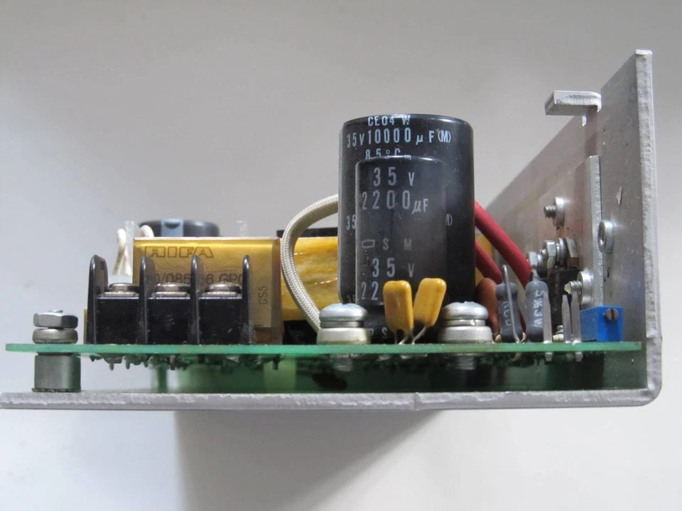 FUENTE DE ALIMENTACIÓN HARDINGE CHNC FANUC A20B-0072-B502 A20B0072B502 SIEMENS Foto 3 de 4